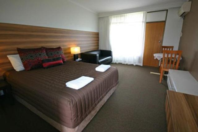 Red Cedars Motel Canberra Exterior photo