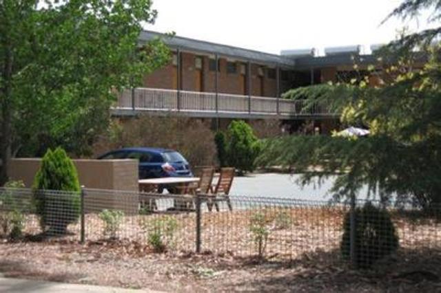 Red Cedars Motel Canberra Exterior photo
